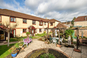 Photo 17- click for photo gallery